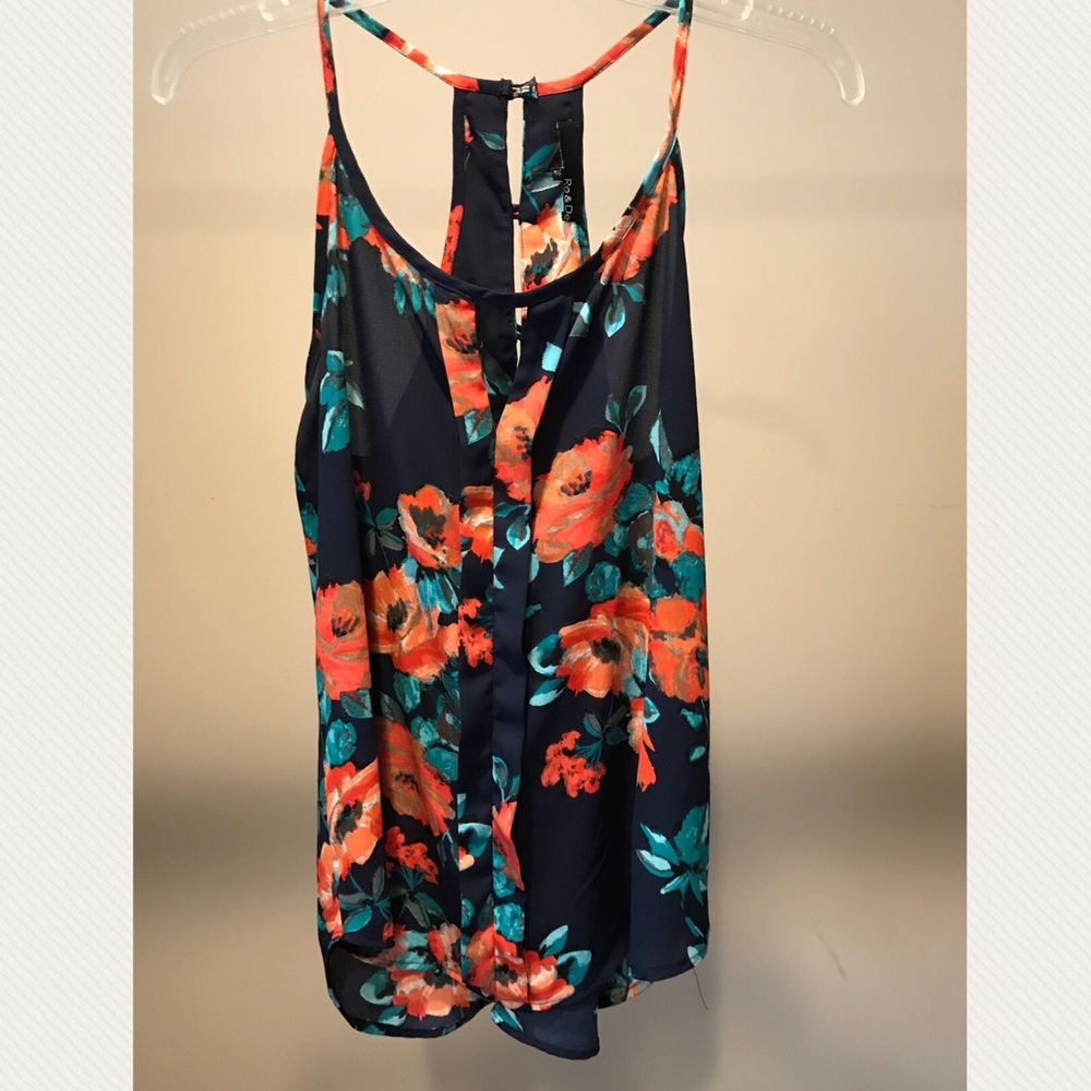 Ro & De floral tank- Size XS